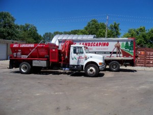 mulchBlowingTruck